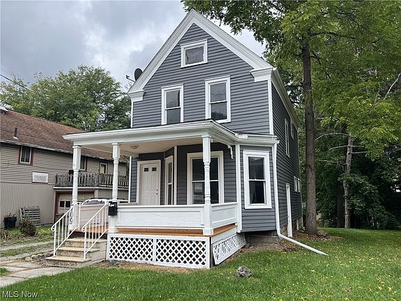 2nd image of 709 E River St