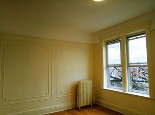 157 68th St APT 3R, Brooklyn, NY 11220