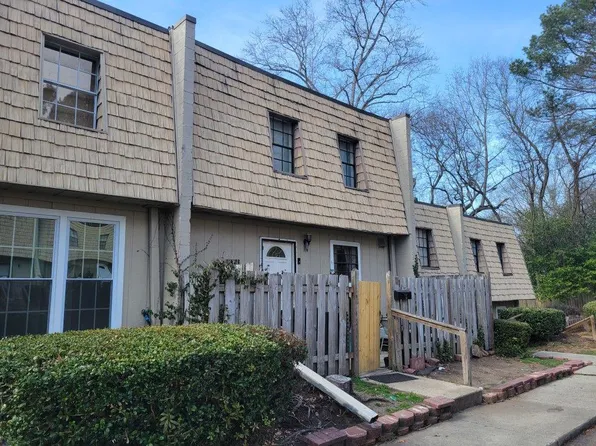 6423 Woodstone Ter, Morrow, GA 30260