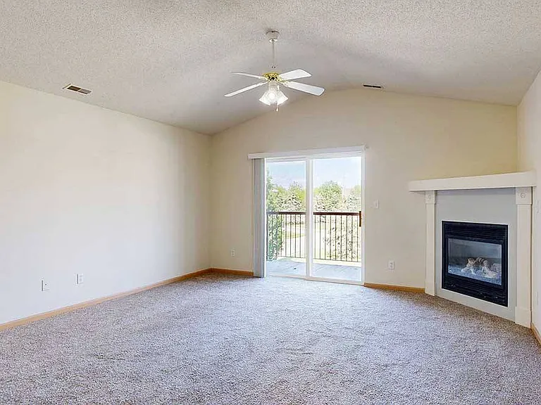 Northbrook Apartments — Photo 167