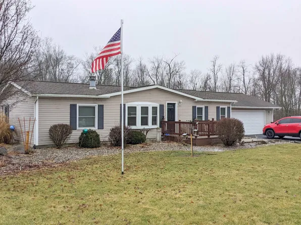 9906 N 100 E, Ossian, IN 46777