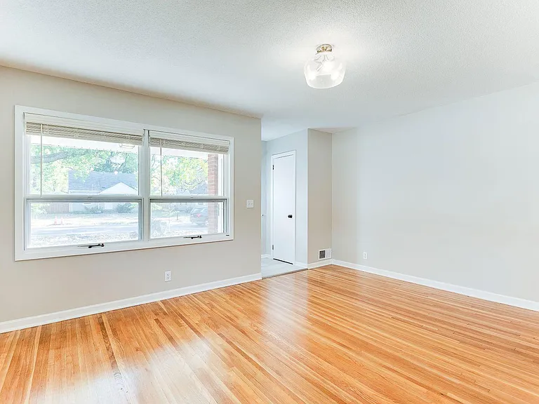 7312 Minnetonka Blvd — Photo 3