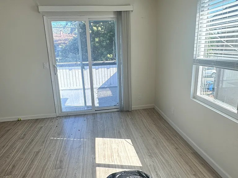 579 Casselman St #3 — Photo 9