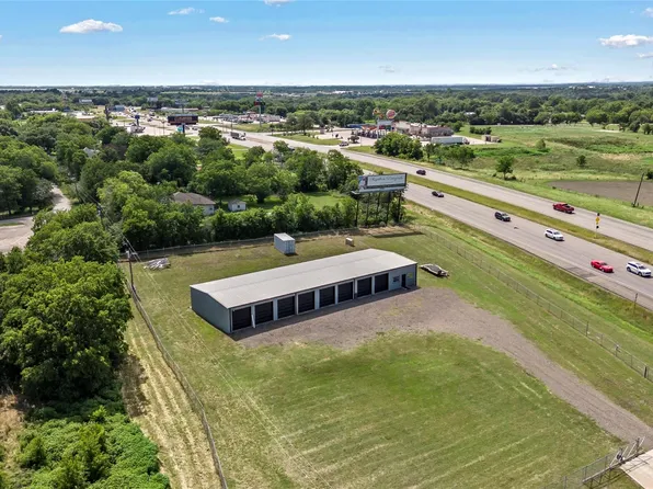 9250 Highway 290 E, Chappell Hill, TX 77426