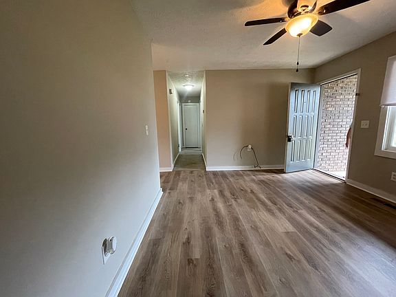 5th image of 4547 Strickland Blvd