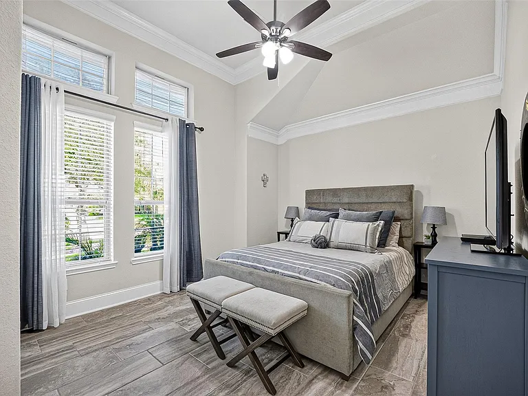 2624 Holbrook Springs Ln — Photo 30