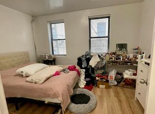 30-75 33rd St #A2, Astoria, NY 11102