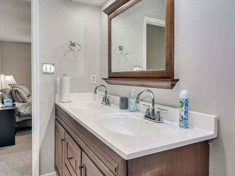 23 Londonberry Ln — Photo 30