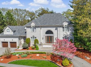 29 Hammersmith Dr, Saugus, MA 01906