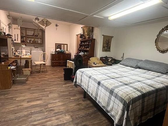 4th image of 58 Hankins Rd