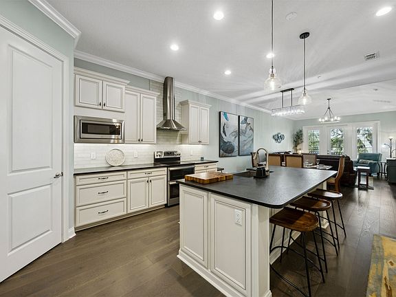 4th image of 95049 Summer Crossing Rd #1502