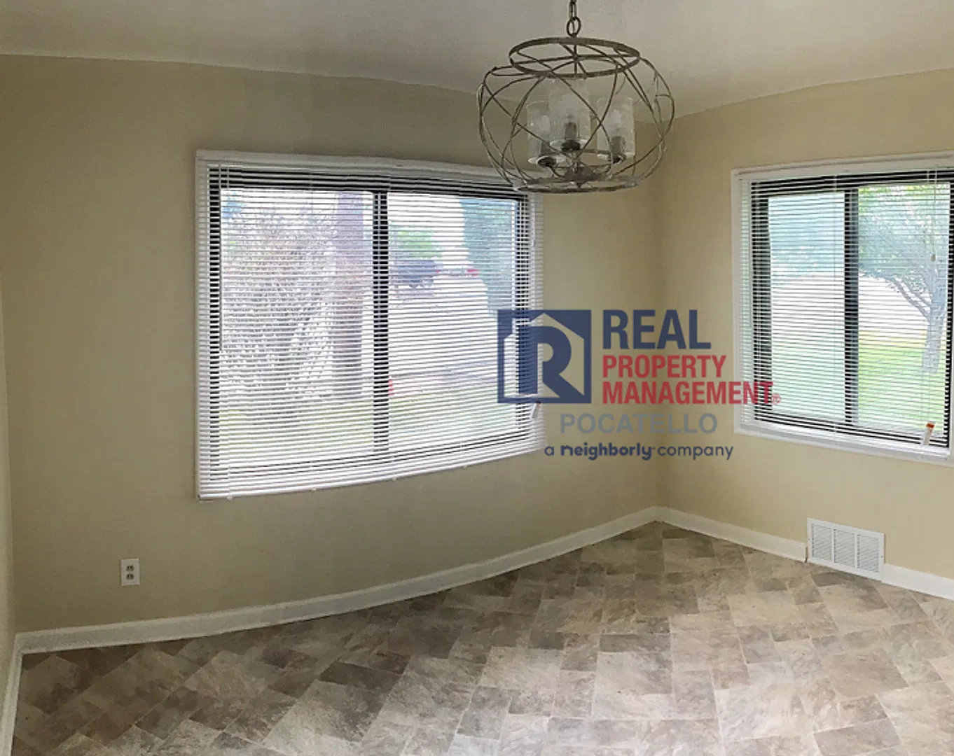 3 Bed 1 bath home - Newly updated — Photo 4