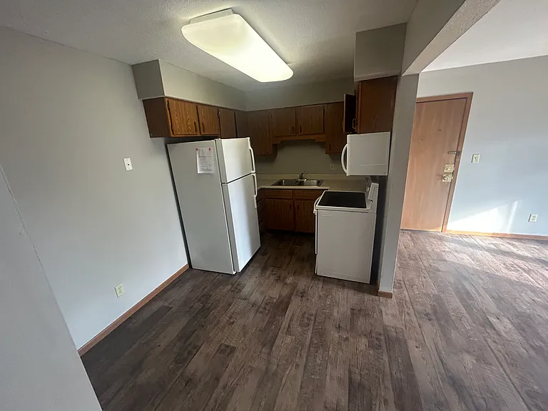 1705 Avenue C #8 — Photo 7