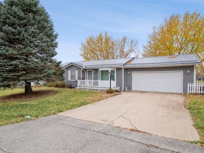 32 Prairie Dr, Walker, IA, 52352