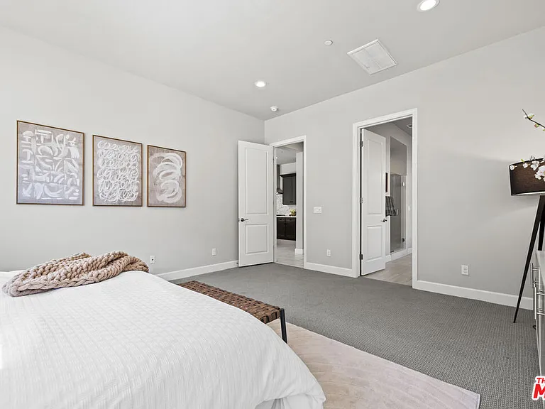 24220 Sterling Ranch Rd — Photo 18