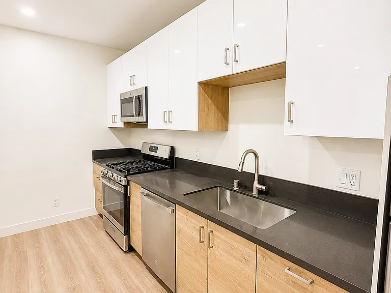 GEN115-Newly built 1 Bed 1 bath