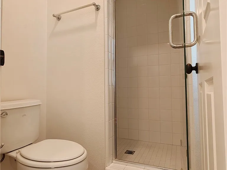15765 Lindbergh Ave — Photo 16