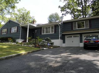 80 Rande Dr, Wayne, NJ 07470