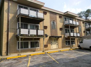 10025 Irving Park Rd, Schiller Park, IL 60176