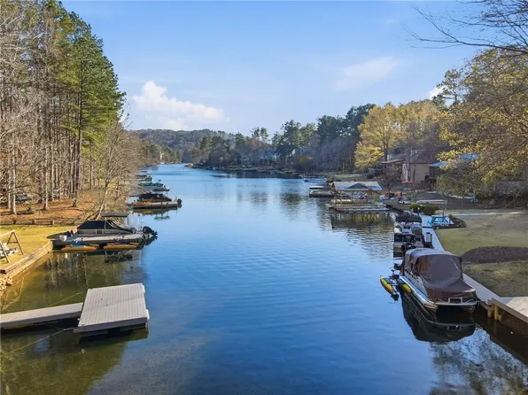118 Broadwater Ct, Waleska, GA 30183