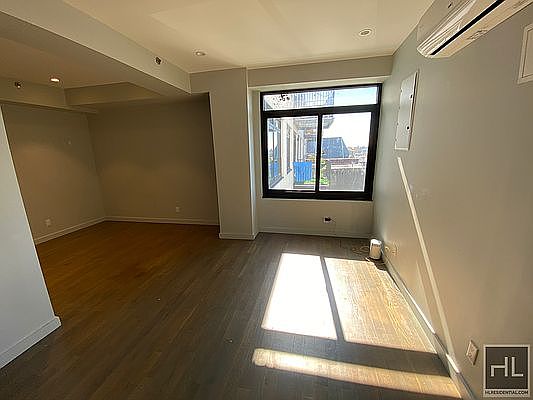 1st image of 590 Bushwick Ave #501