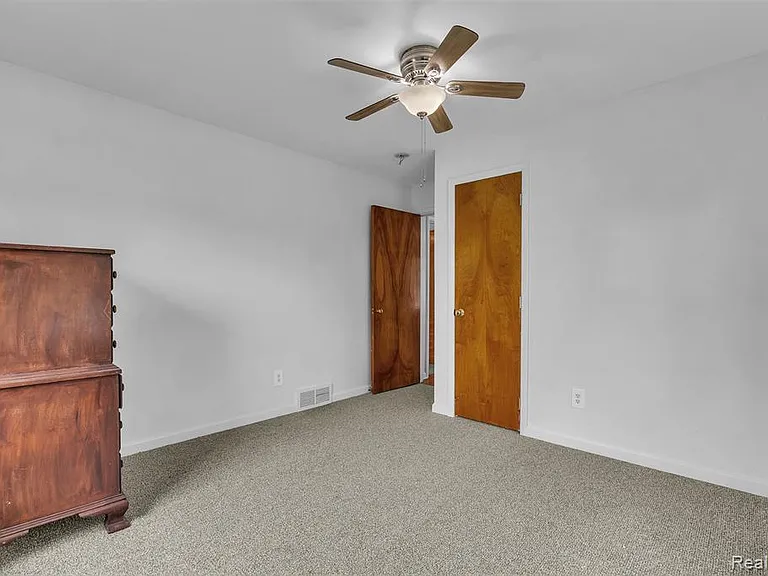 4918 Ainsley Ave — Photo 20