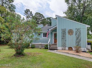 633 Hidden Valley Rd, Wilmington, NC 28409