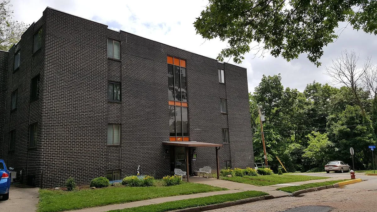 1015 Jackman Ave photo 1