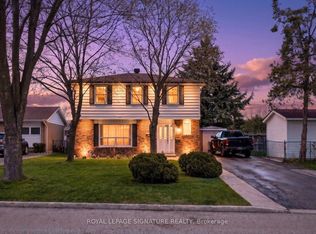 23 Drury Cres, Brampton, ON L6T 1L1