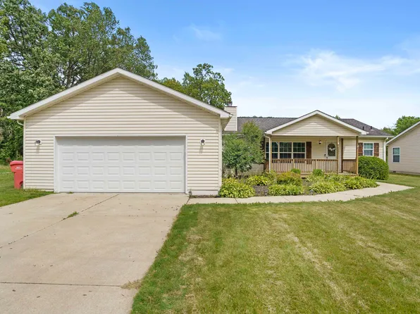 14221 King Dr, Cedar Lake, IN 46303