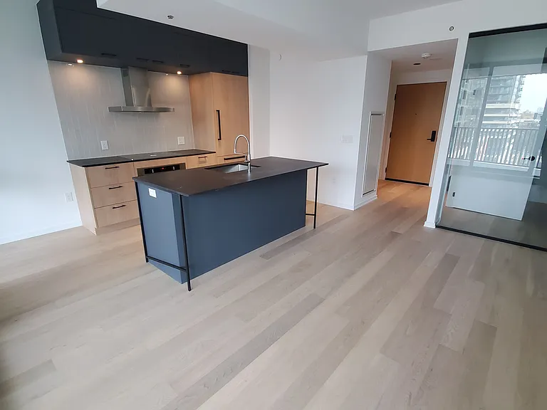 41 Dovercourt Rd #710 — Photo 6