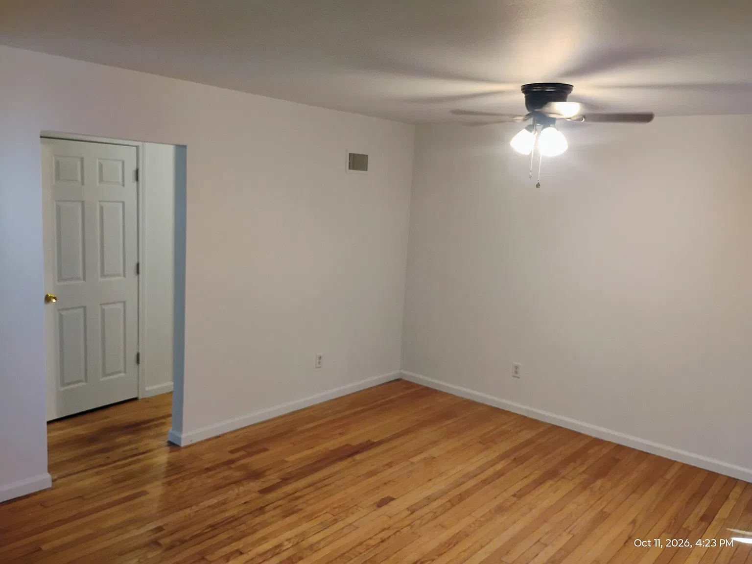 2 bed, 892 sqft, $1,450 — Photo 4