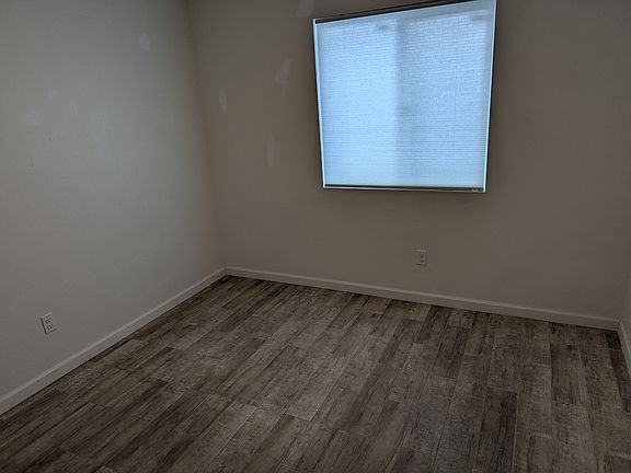 3rd image of 216 Belle Ave Unit B