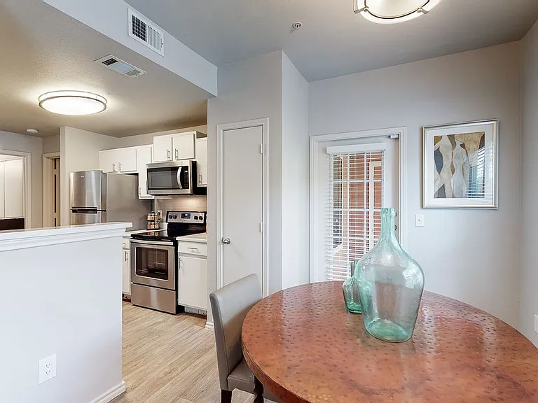 Sereno Park Apartments — Photo 51