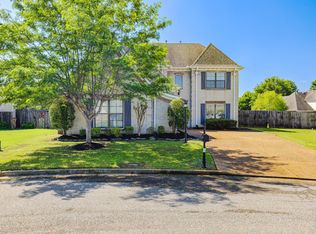 9695 Woodland Creek Ln, Cordova, TN 38018