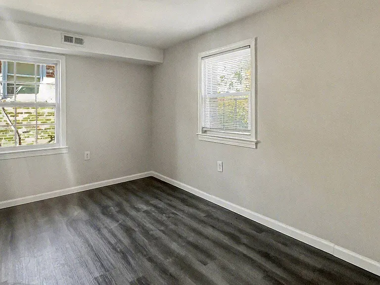 4706 Deanwood Dr — Photo 16