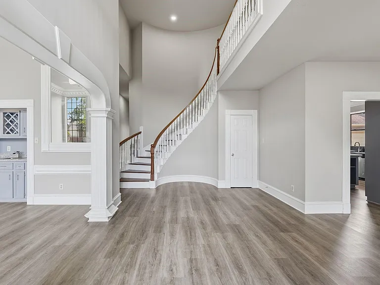7611 Naremore Dr — Photo 4