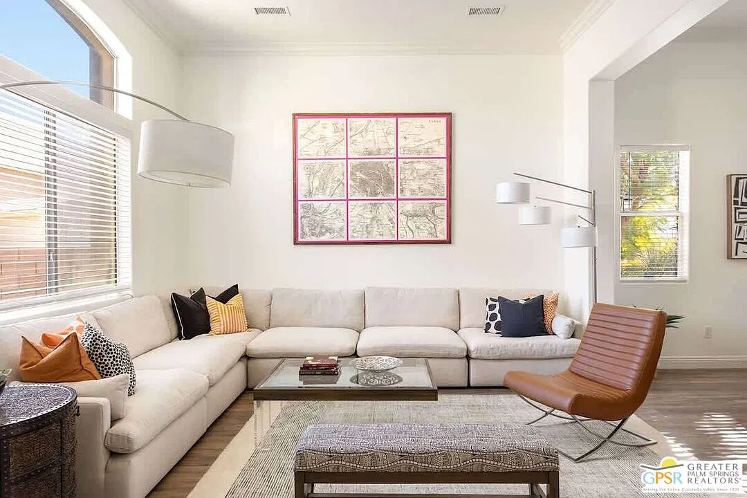 4 bed, 3.0 bath, 2742 sqft, $7,850 — Photo 3
