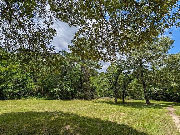 4th image of TRACT 19 County Road 302