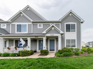 39690 N Warren Ln, Beach Park, IL 60083