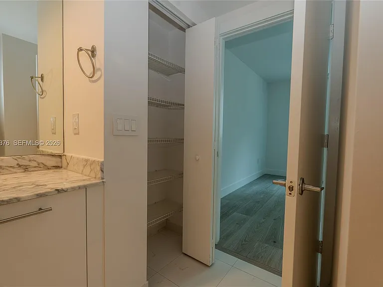 500 Brickell Ave #1407 — Photo 27