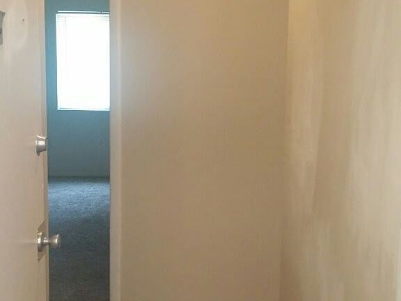 3rd image of 303 Superior Ave APT 12