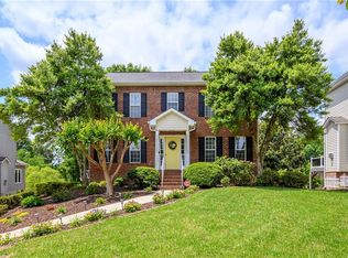 150 Lochmoore Ct, Winston Salem, NC 27127