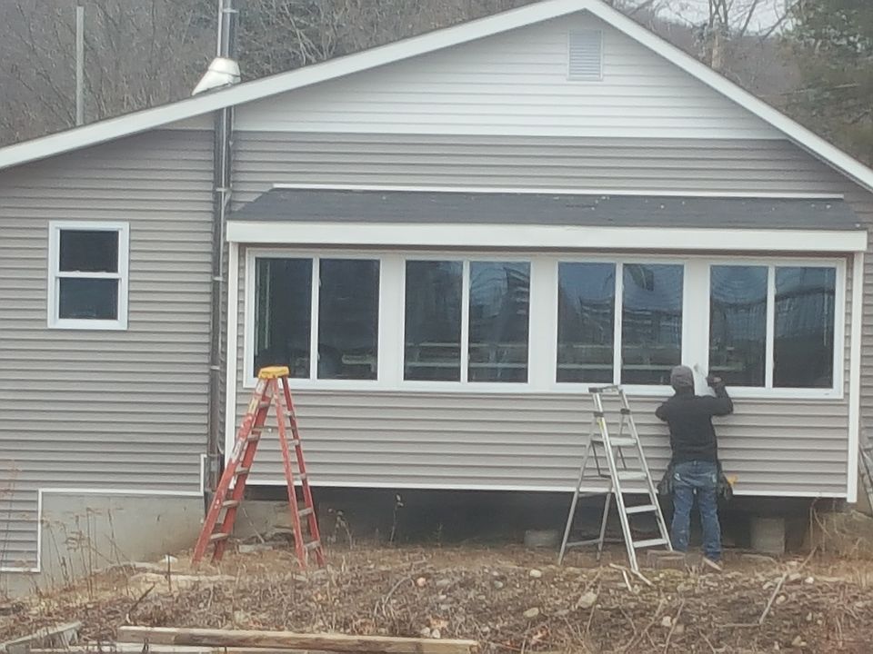 2nd image of 639 Ludingtonville Rd
