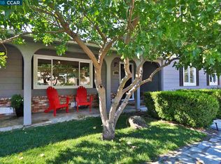 2 Oram Ln, Pleasant Hill, CA 94523