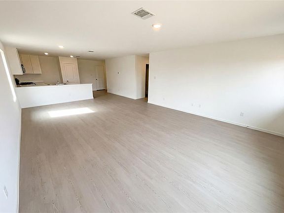 3rd image of 3708 Los Cabos Dr