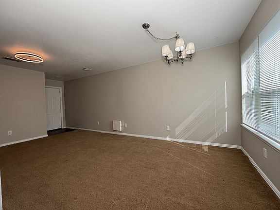 4th image of 1408 Park Pl