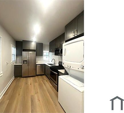 3rd image of 2906 1/2 S Orange Dr