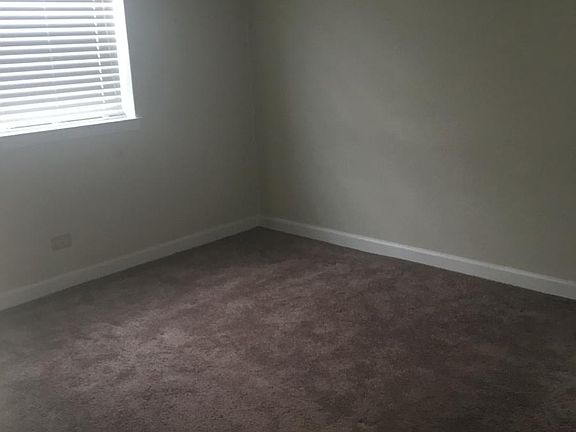 5th image of 29 Greenwood St #1