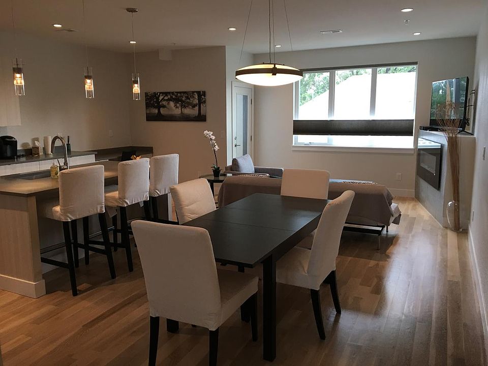 Open concept main floor